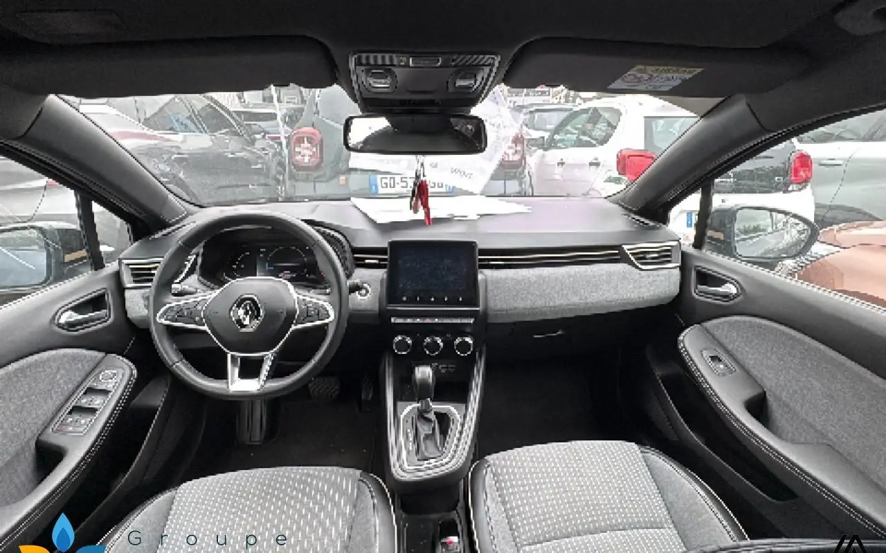 Renault Clio v Clio e-tech 140 - 21n sl lutecia 1168 6