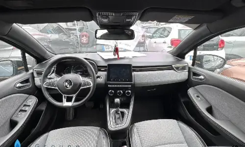 Renault Clio v Clio e-tech 140 - 21n sl lutecia 1168 6