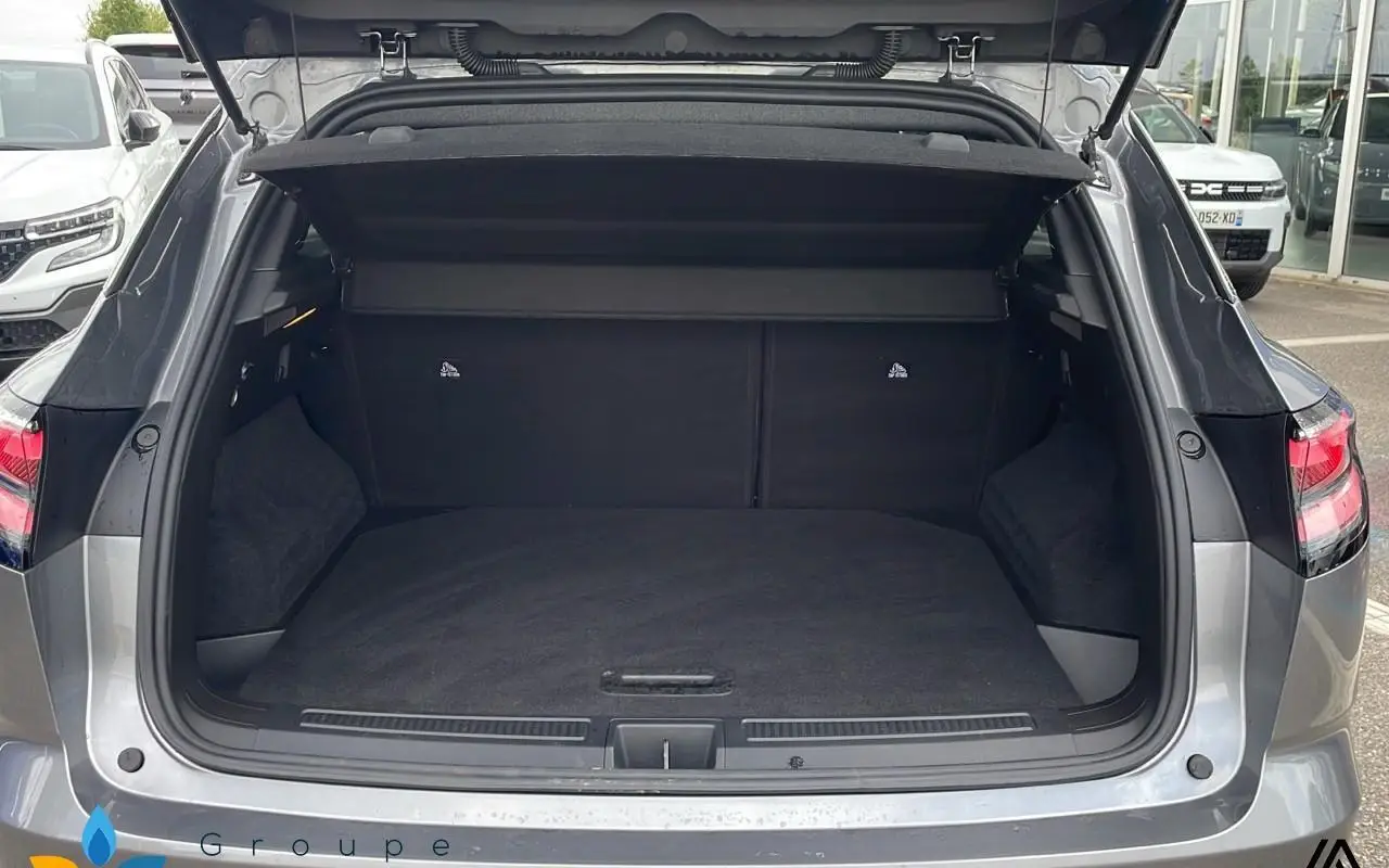 Renault Austral Full hybrid e-tech 200 ch techno 1185 10