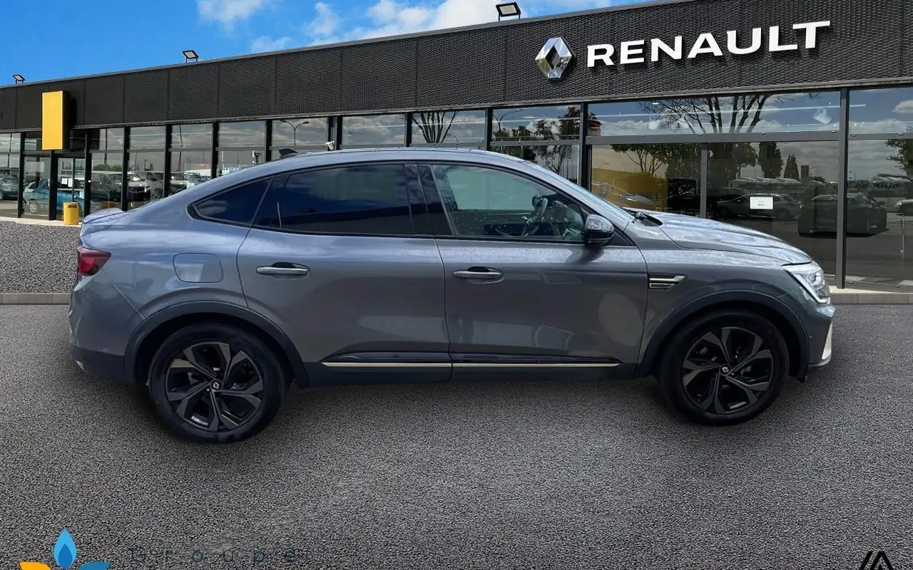 Renault Arkana E-tech hybride 145 - 22 engineered 1196 4
