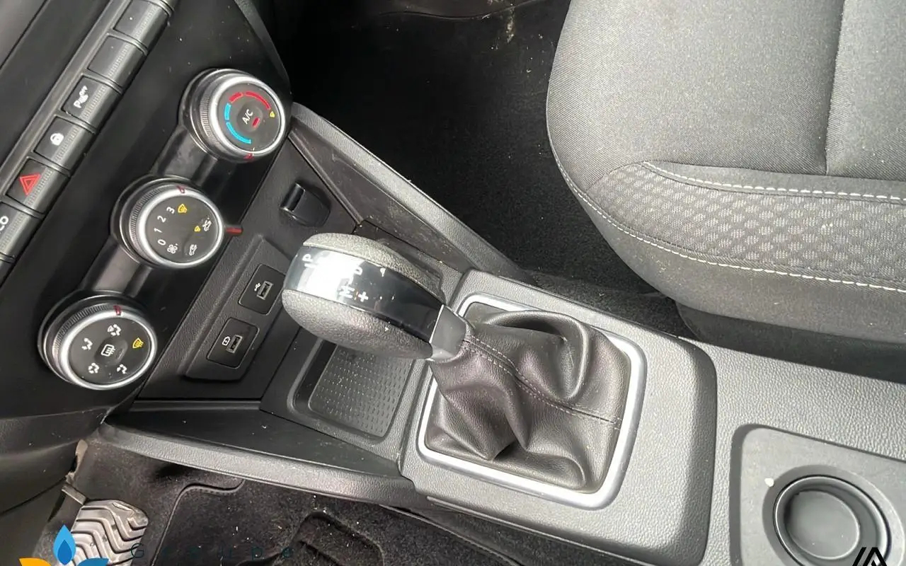 Dacia Duster Tce 150 fap 4x2 edc confort 1199 14