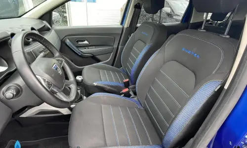 Dacia Duster Blue dci 115 4x2 15 ans 1207 8