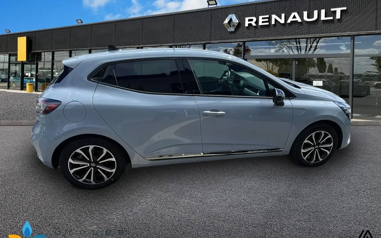 Renault Clio v Clio e-tech full hybrid 145 ch gsr2 techno 1208 4