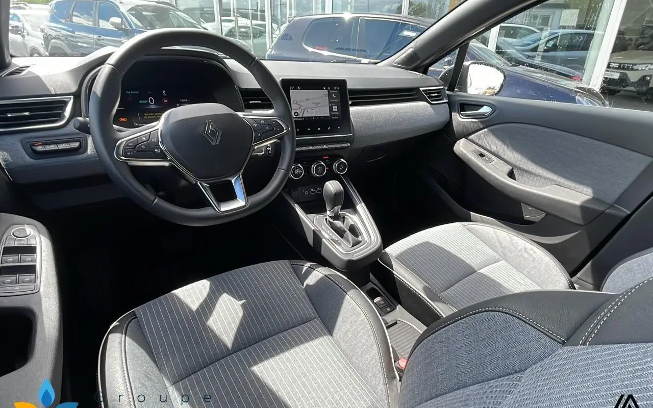 Renault Clio v Clio e-tech full hybrid 145 ch gsr2 techno 1208 6