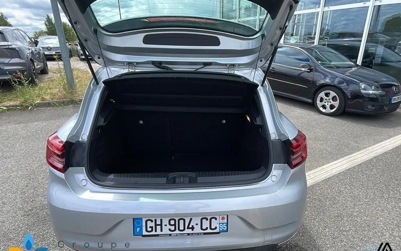 Renault Clio v Clio tce 90 - 21n limited 1209 10
