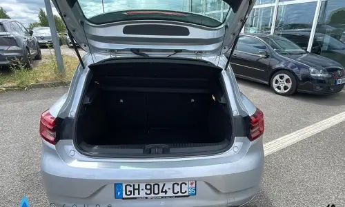 Renault Clio v Clio tce 90 - 21n limited 1209 10