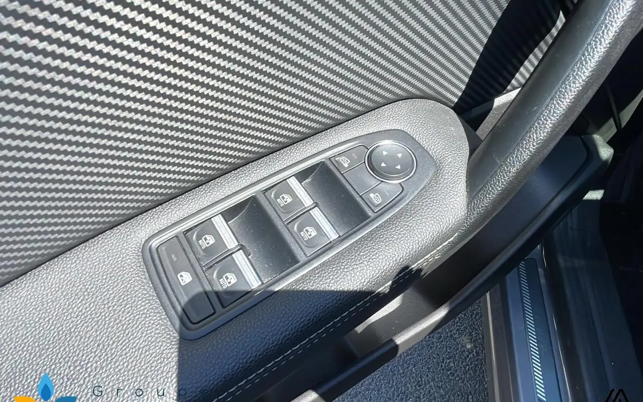 Renault Captur E-tech full hybrid 145 engineered 1211 13