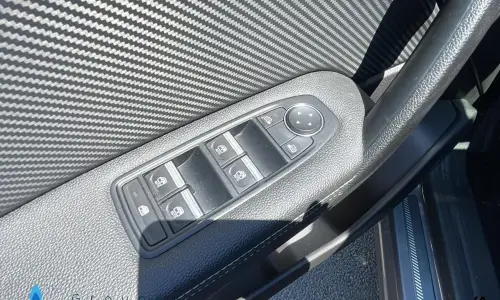 Renault Captur E-tech full hybrid 145 engineered 1211 13