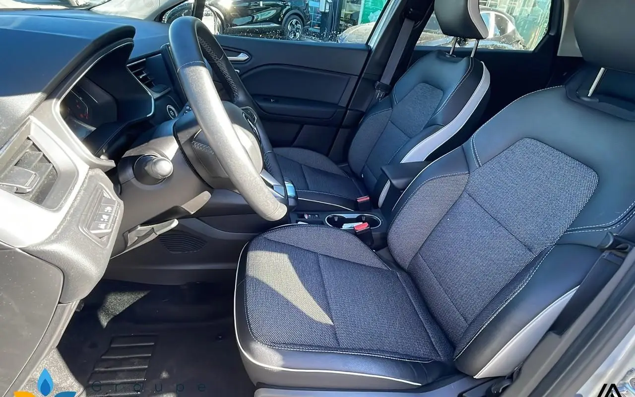 Renault Captur E-tech 145 - 21 intens 1213 8