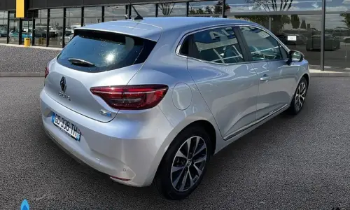 Renault Clio v Clio e-tech 140 - 21n intens 1225 3