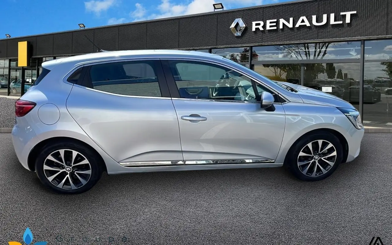Renault Clio v Clio e-tech 140 - 21n intens 1225 4