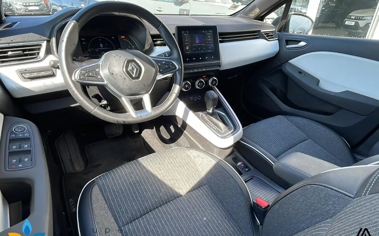 Renault Clio v Clio e-tech full hybrid 145 techno 1227 6