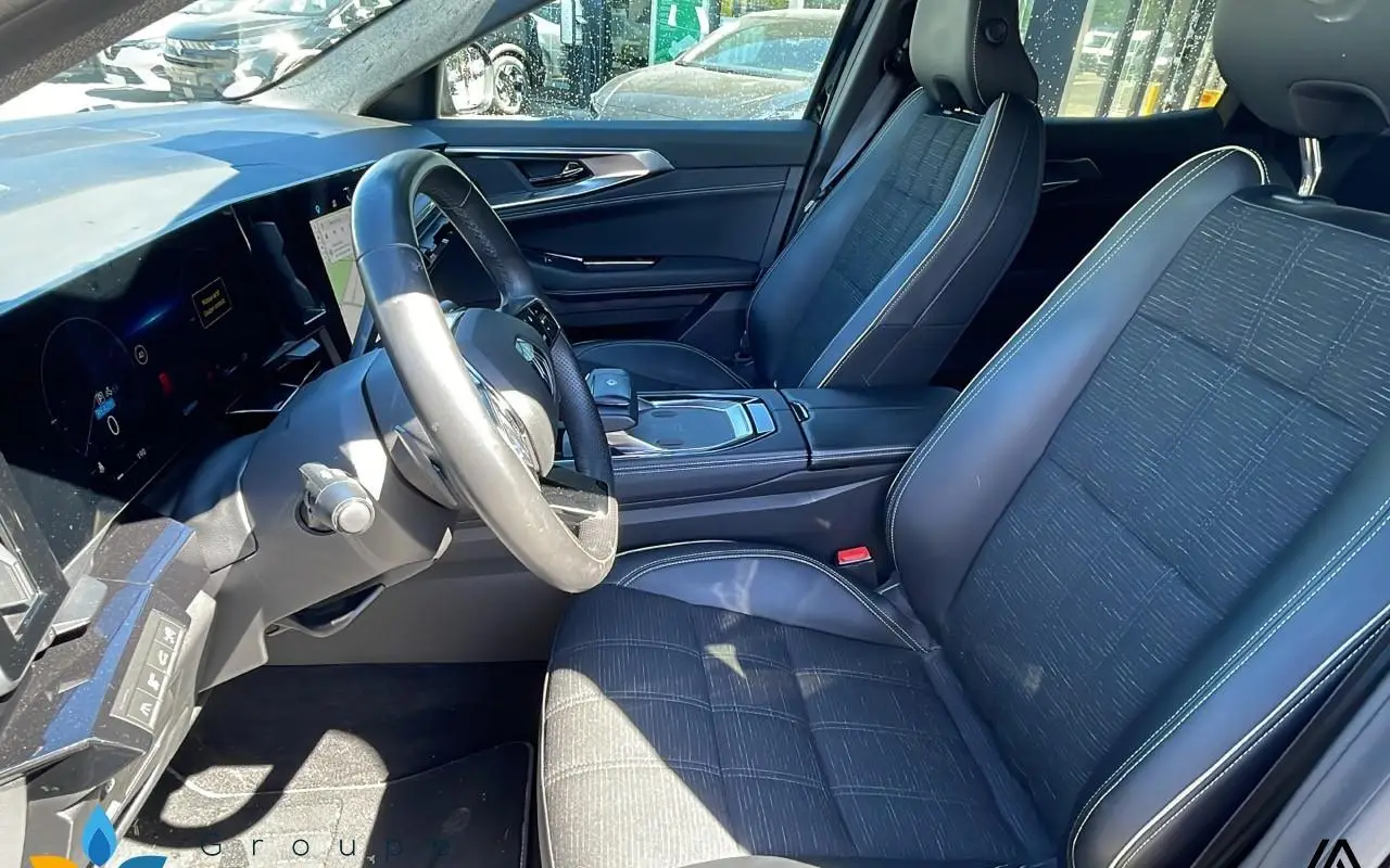 Renault Austral E-tech hybrid 200 iconic 1230 7