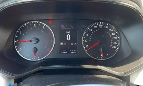 Renault Clio v Clio tce 90 evolution 1233 13