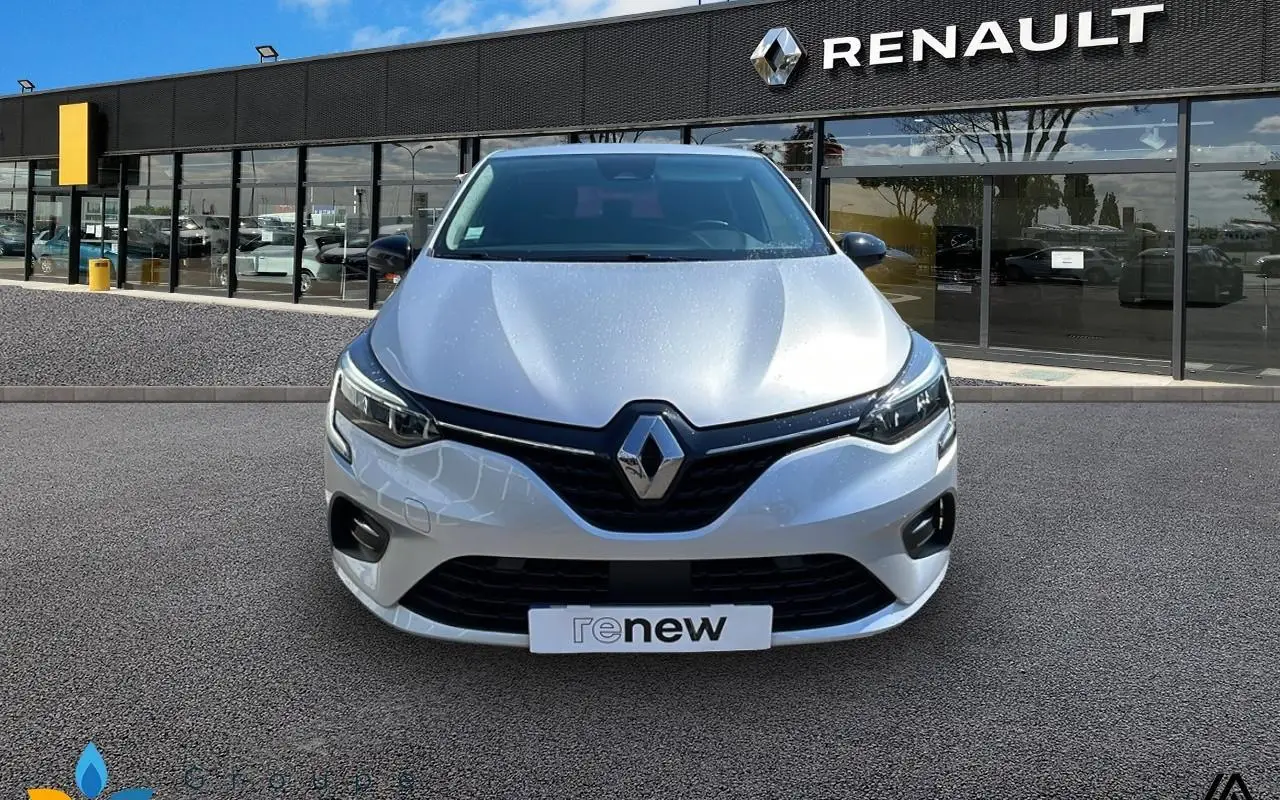 Renault Clio v Clio tce 90 evolution 1233 5