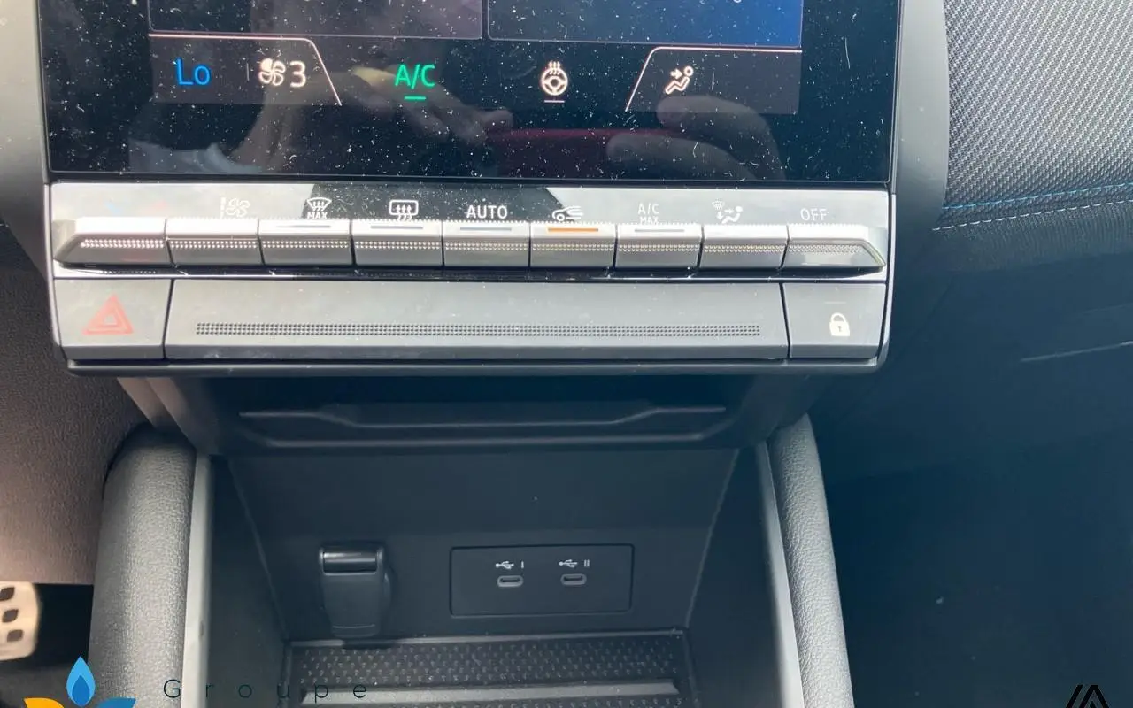 Renault Captur E-tech full hybrid 160 ch techno 1242 12