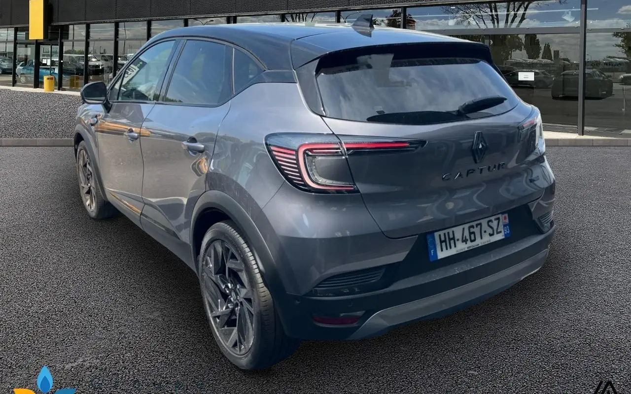 Renault Captur E-tech full hybrid 160 ch techno 1242 2