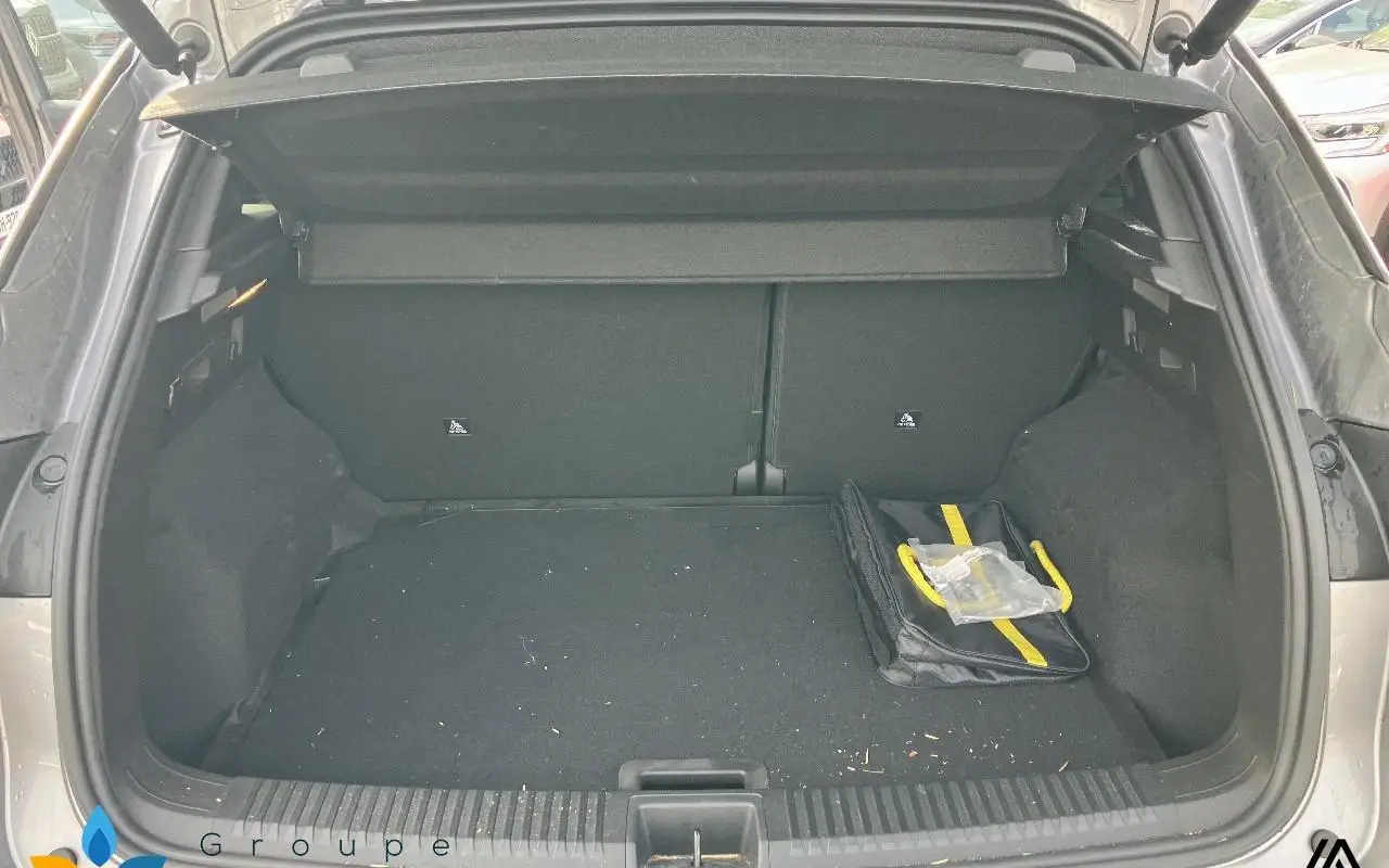 Renault Austral E-tech hybrid 200 techno 1243 10