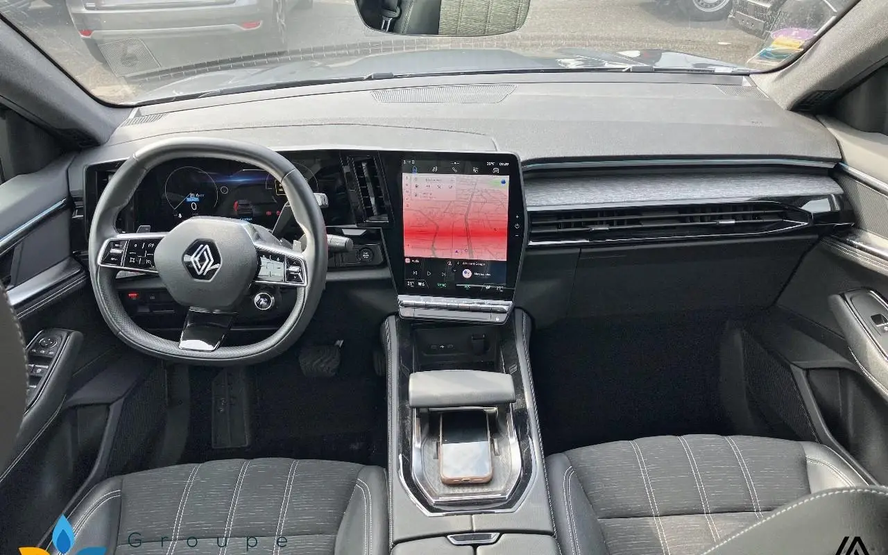 Renault Austral E-tech hybrid 200 techno 1243 6