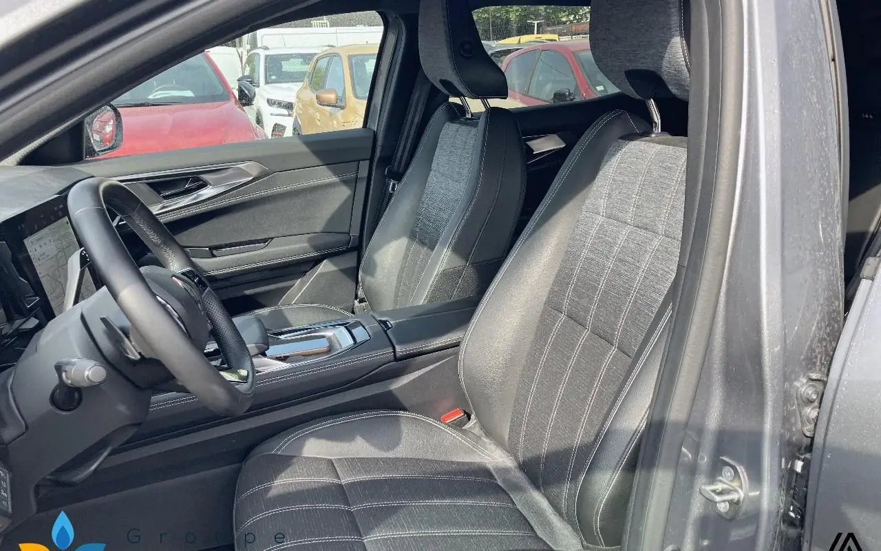 Renault Austral E-tech hybrid 200 techno 1243 8