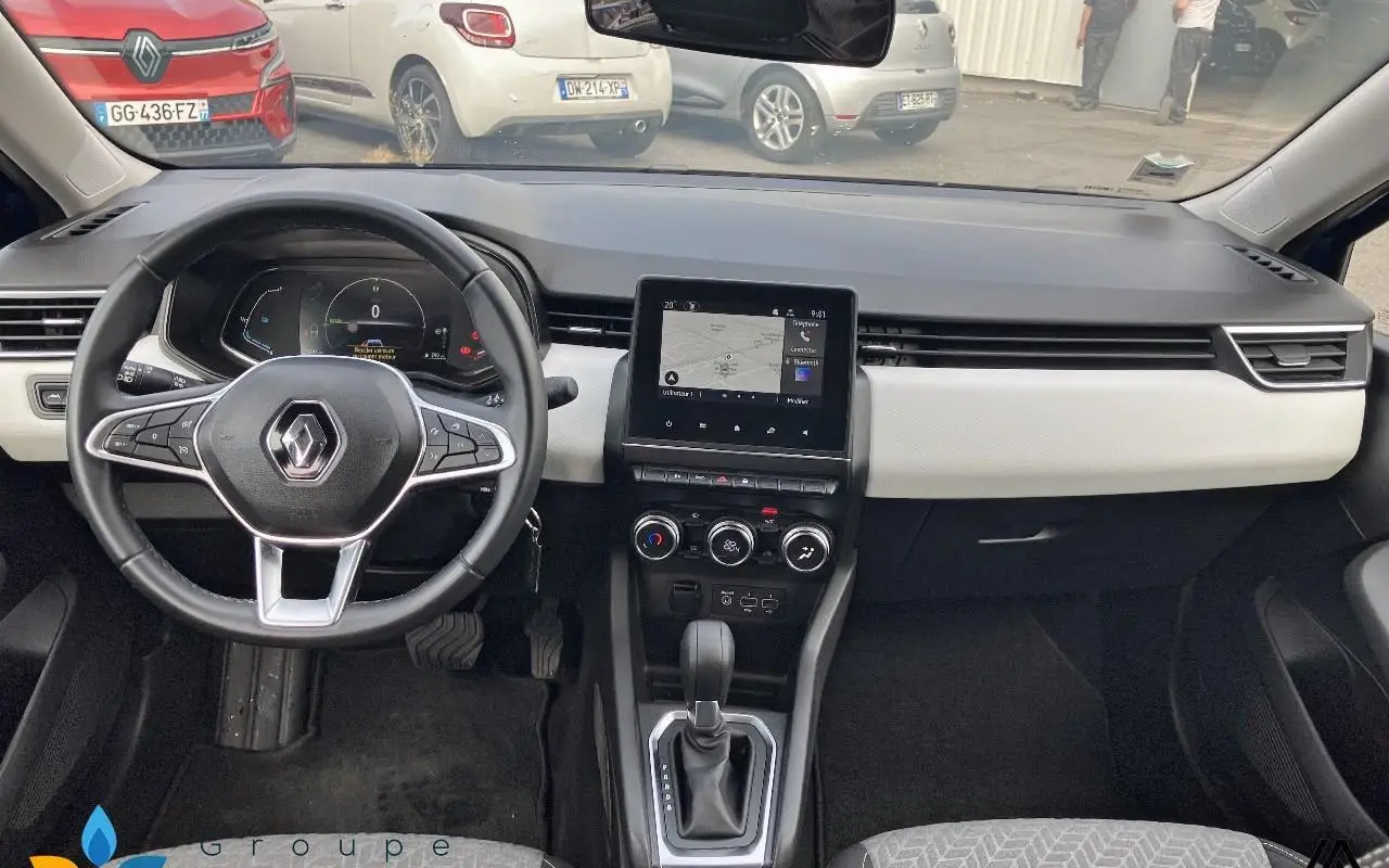Renault Clio v Clio e-tech full hybrid 145 evolution 1244 6