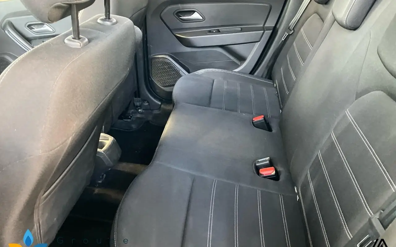 Dacia Duster Blue dci 115 4x2 prestige 1250 9