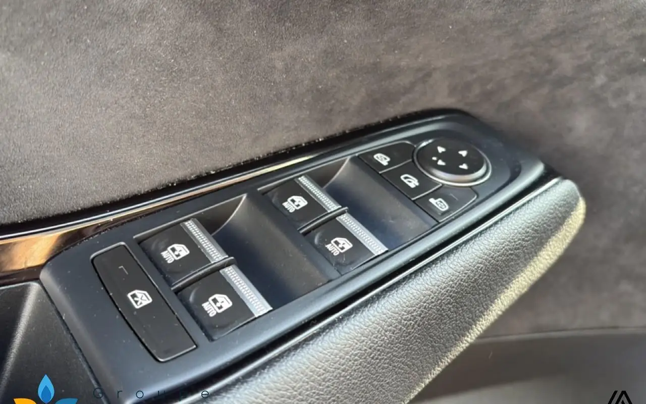Renault Austral E-tech hybrid 200 techno esprit alpine 1253 12
