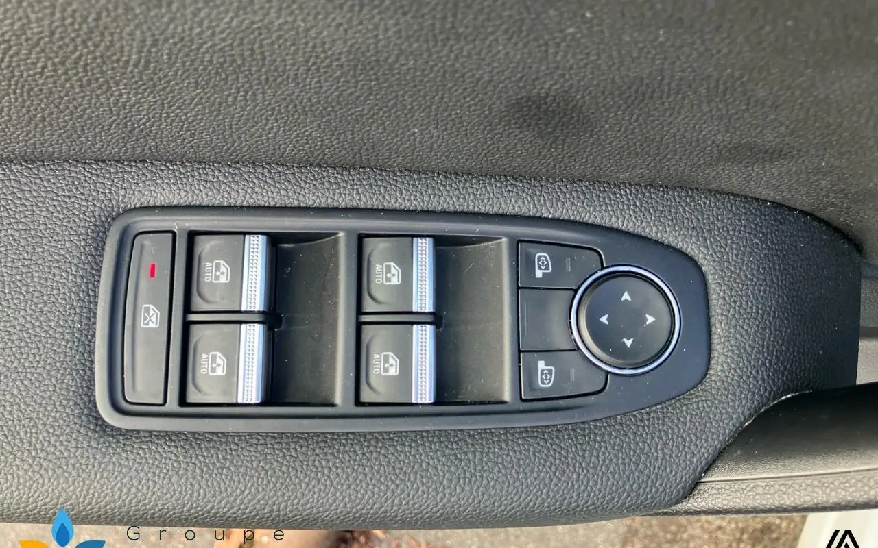 Renault Captur Tce 140 - 21 intens 1273 14