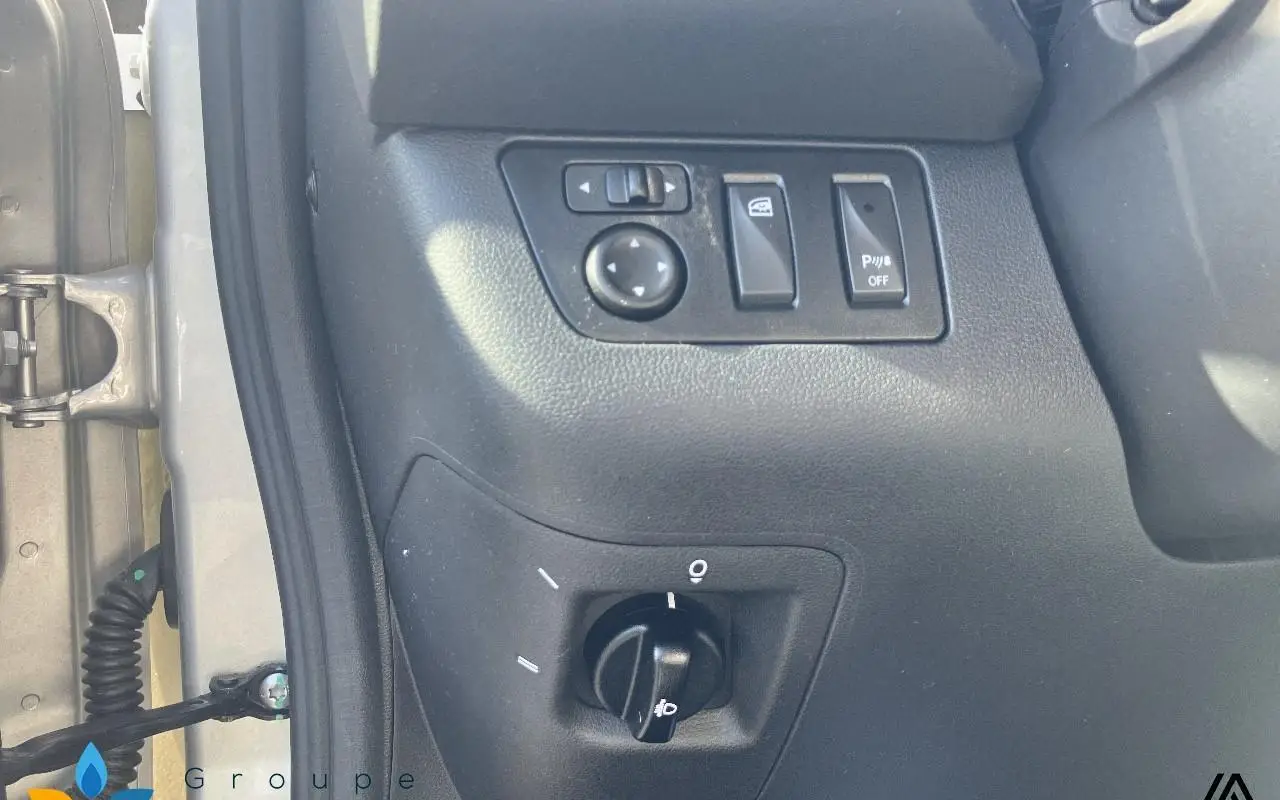 Dacia Spring Expression 1278 12