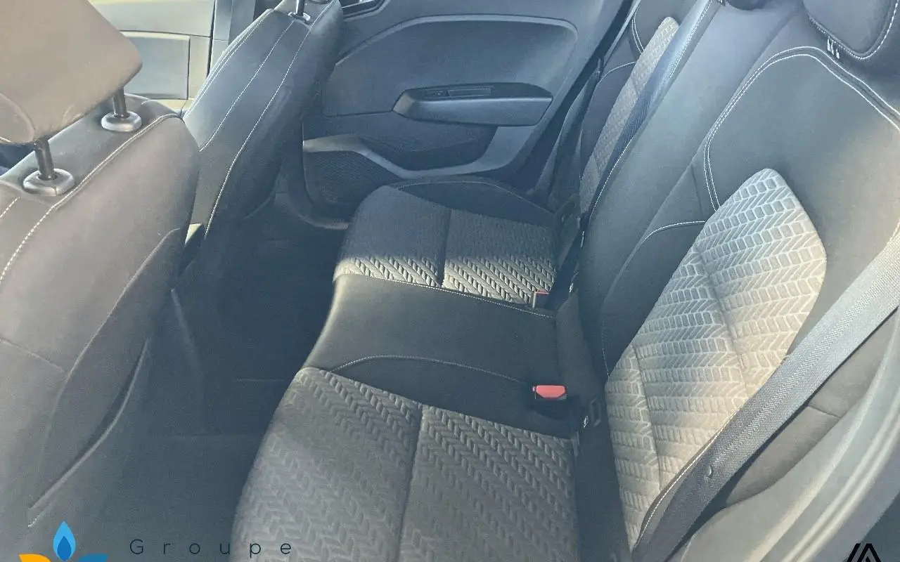 Renault Clio v Clio tce 90 evolution 1282 9