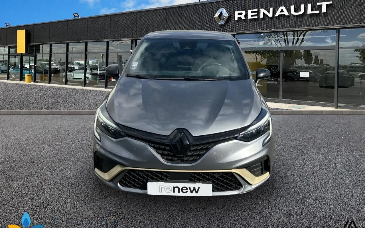 Renault Clio v Clio e-tech full hybrid 145 engineered 1284 5