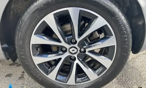 Renault Clio v Clio e-tech full hybrid 145 techno 1286 11
