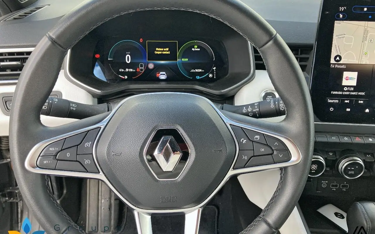 Renault Clio v Clio e-tech full hybrid 145 techno 1286 14