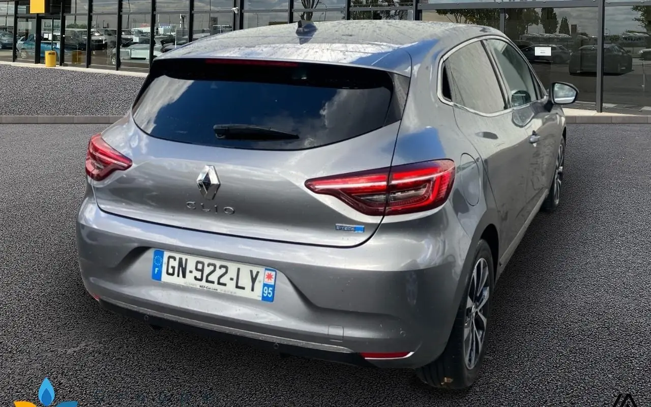 Renault Clio v Clio e-tech full hybrid 145 techno 1286 3