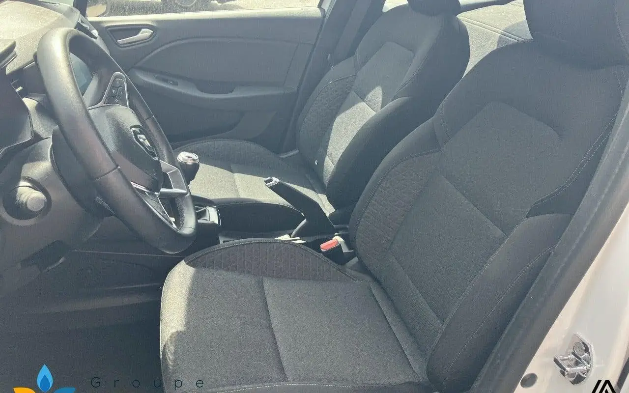 Renault Clio v societe Clio societe blue dci 100 - 21n business reversible 1287 8