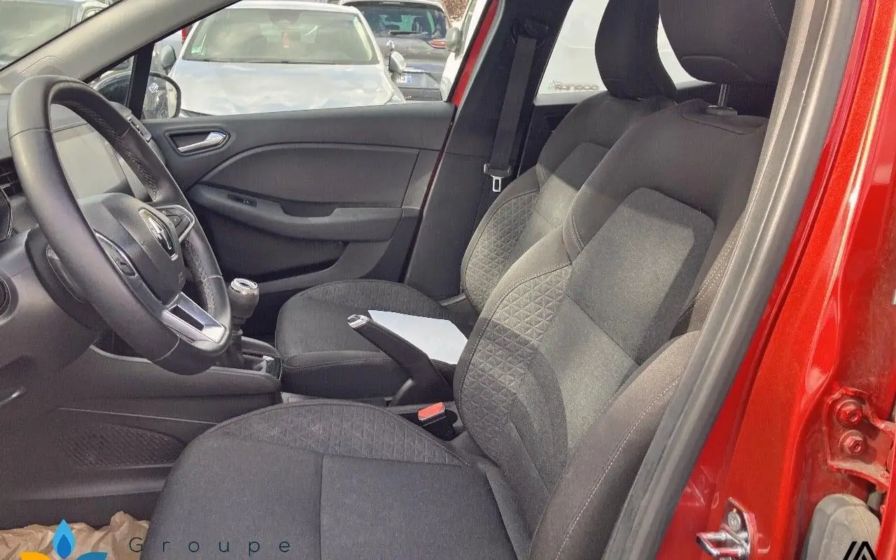 Renault Clio v Clio tce 90 equilibre 1288 8
