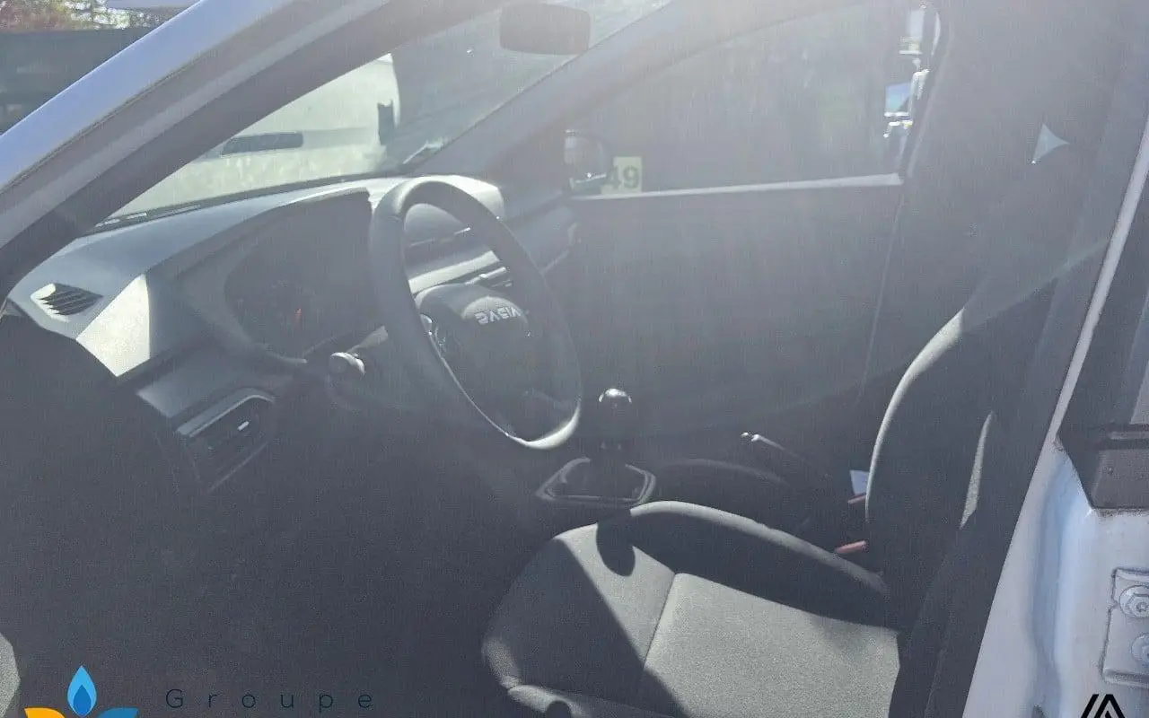 Dacia Sandero Eco-g 100 essential 1290 8