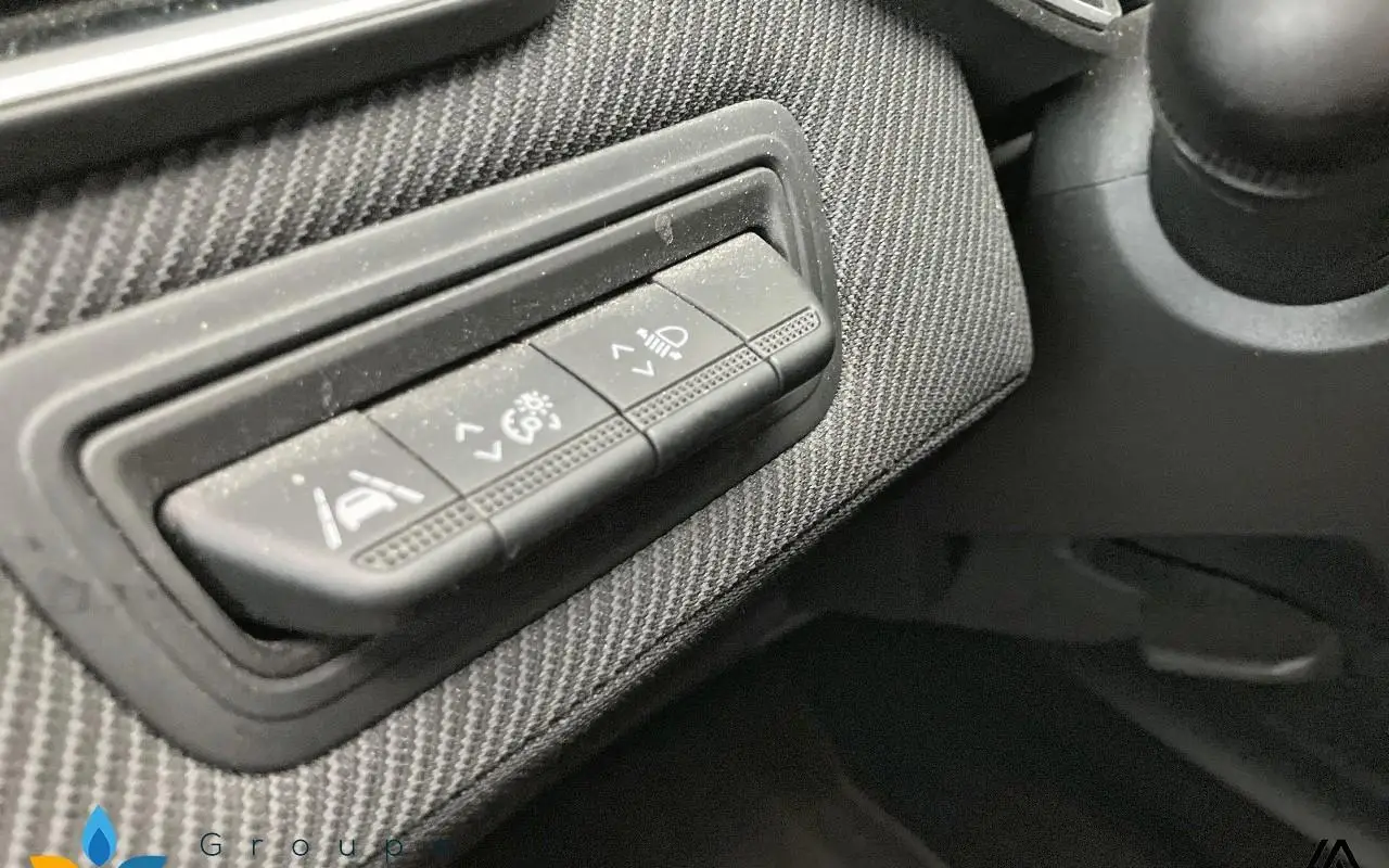 Renault Clio v Clio tce 90 esprit alpine 1295 12