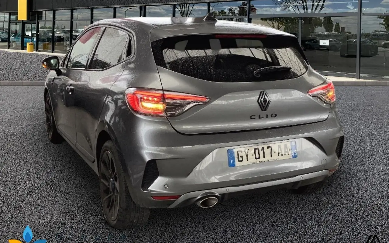 Renault Clio v Clio tce 90 esprit alpine 1295 2