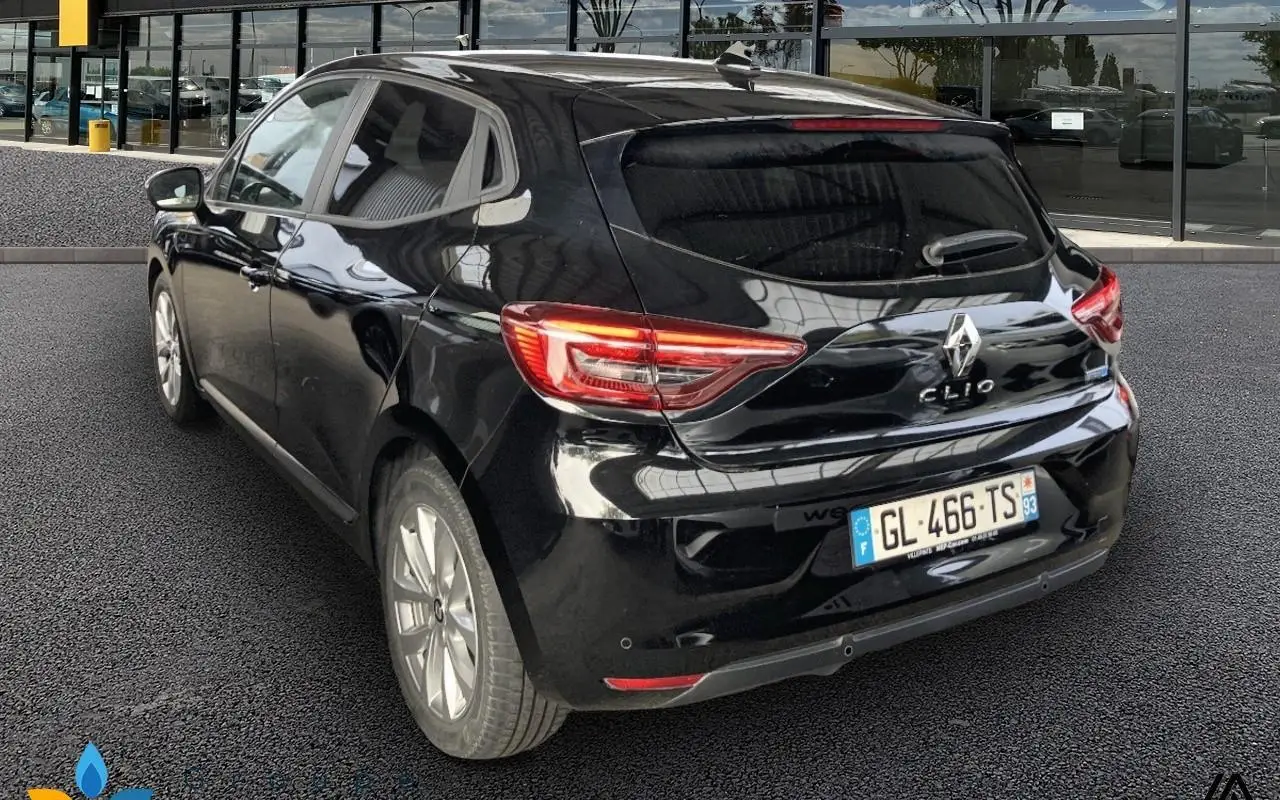 Renault Clio v Clio e-tech full hybrid 145 evolution 1305 2