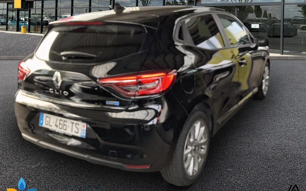 Renault Clio v Clio e-tech full hybrid 145 evolution 1305 3
