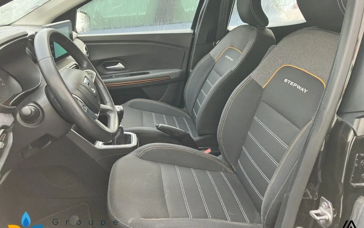 Dacia Sandero Tce 90 - 22 stepway confort 1311 8