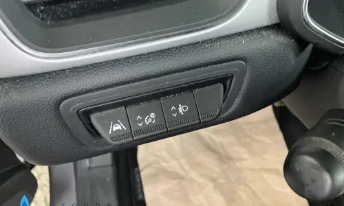 Renault Captur Mild hybrid 140 techno fast track 1314 14
