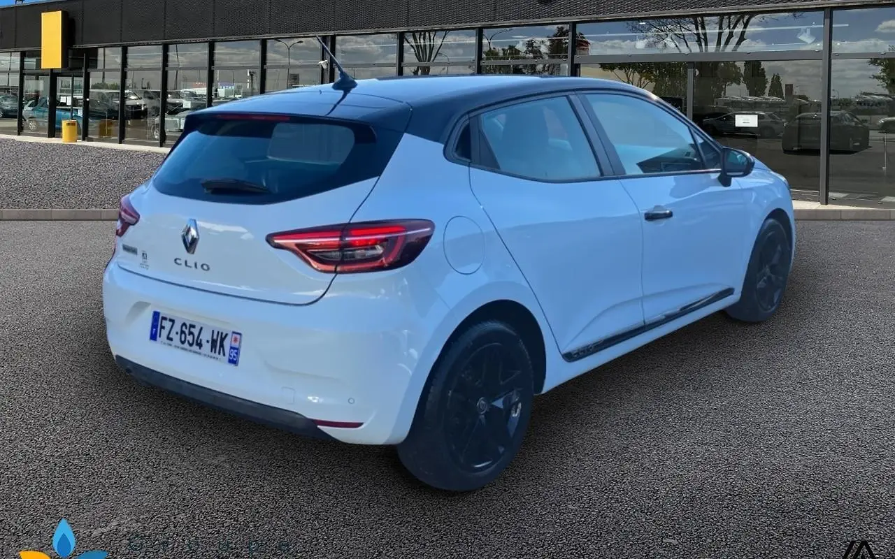 Renault Clio v Clio tce 90 - 21 business 1337 3