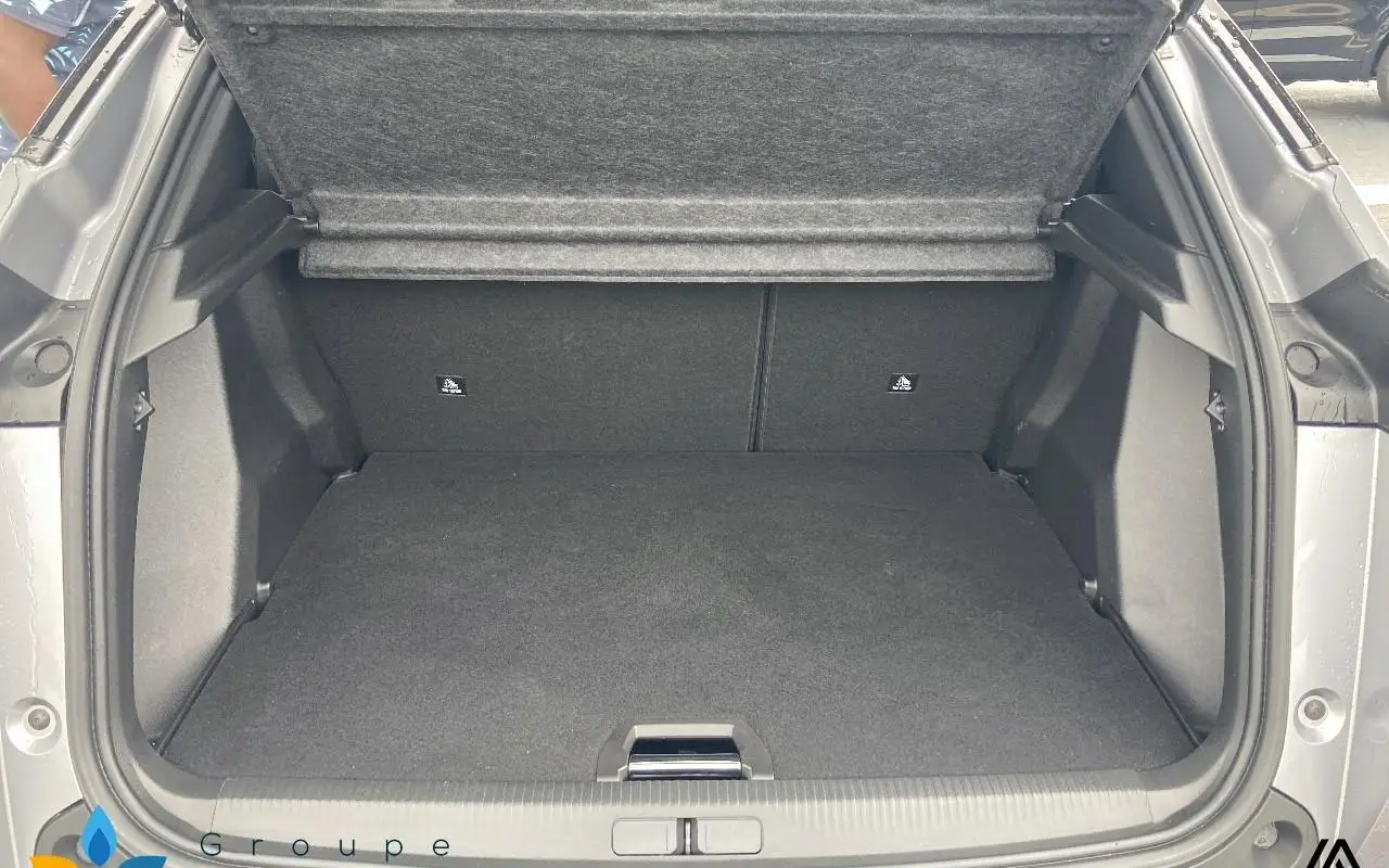 Peugeot 2008 Electrique 136 ch allure pack 307 10