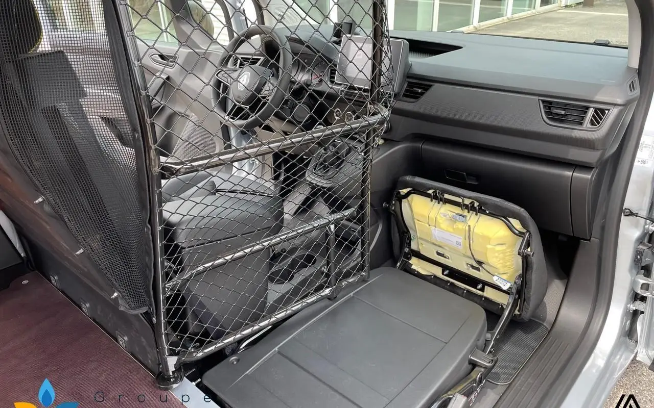 Renault Kangoo van Blue dci 95 grand confort sesame ouvre toi - 22 553 14