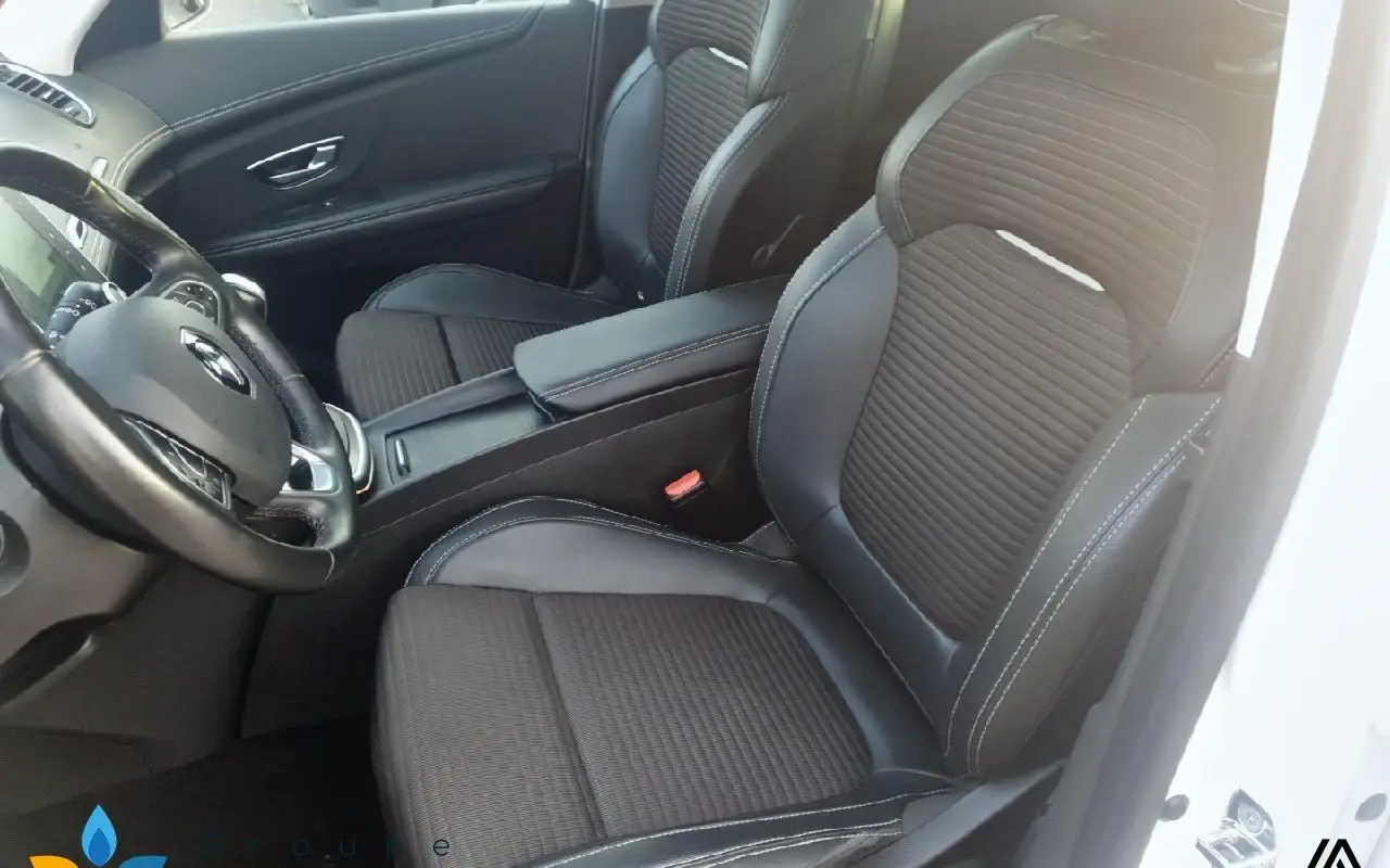 Renault Scenic iv Scenic dci 160 energy edc intens 564 8