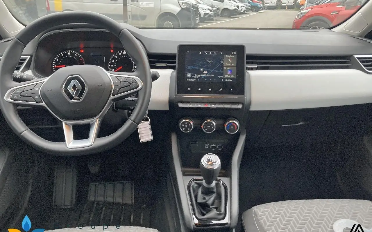 Renault Clio v Clio tce 100 gpl evolution 579 6