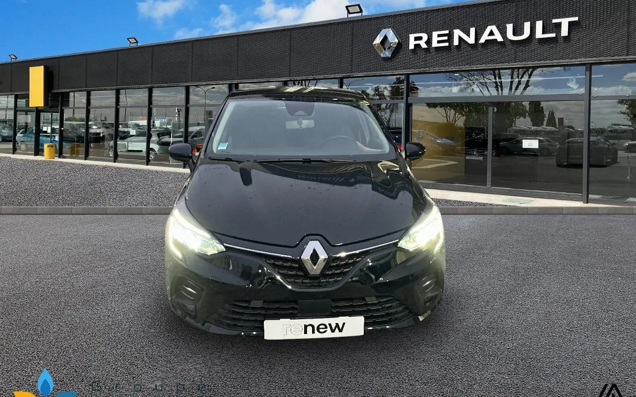 Renault Clio v Clio blue dci 100 evolution 600 5