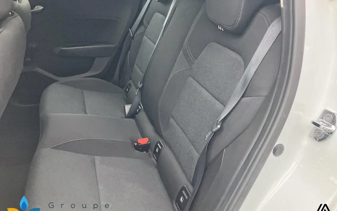 Renault Clio v Clio tce 90 - 21n business 627 9